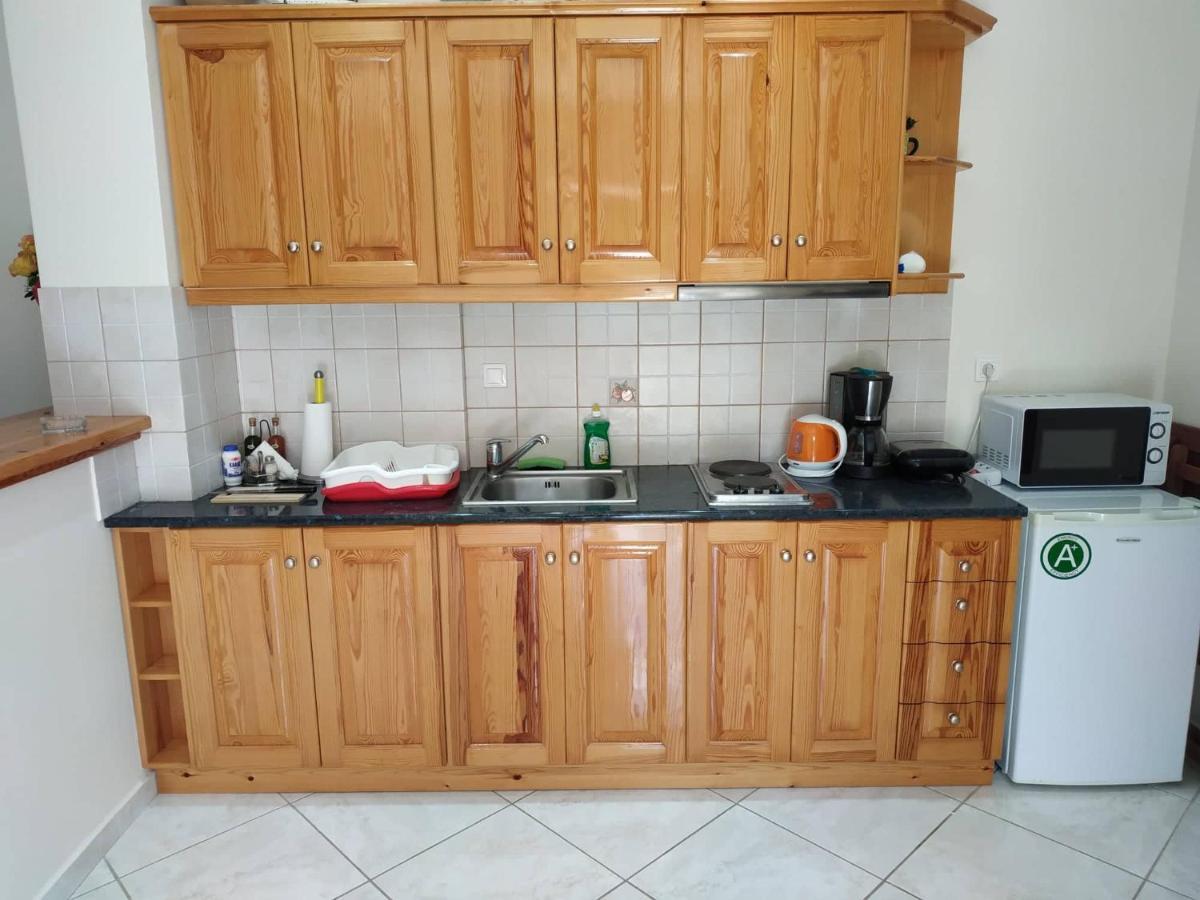 Klontiraki Apartments Волиме Экстерьер фото